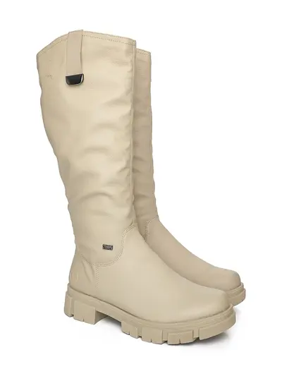 Сапоги молочного цвета